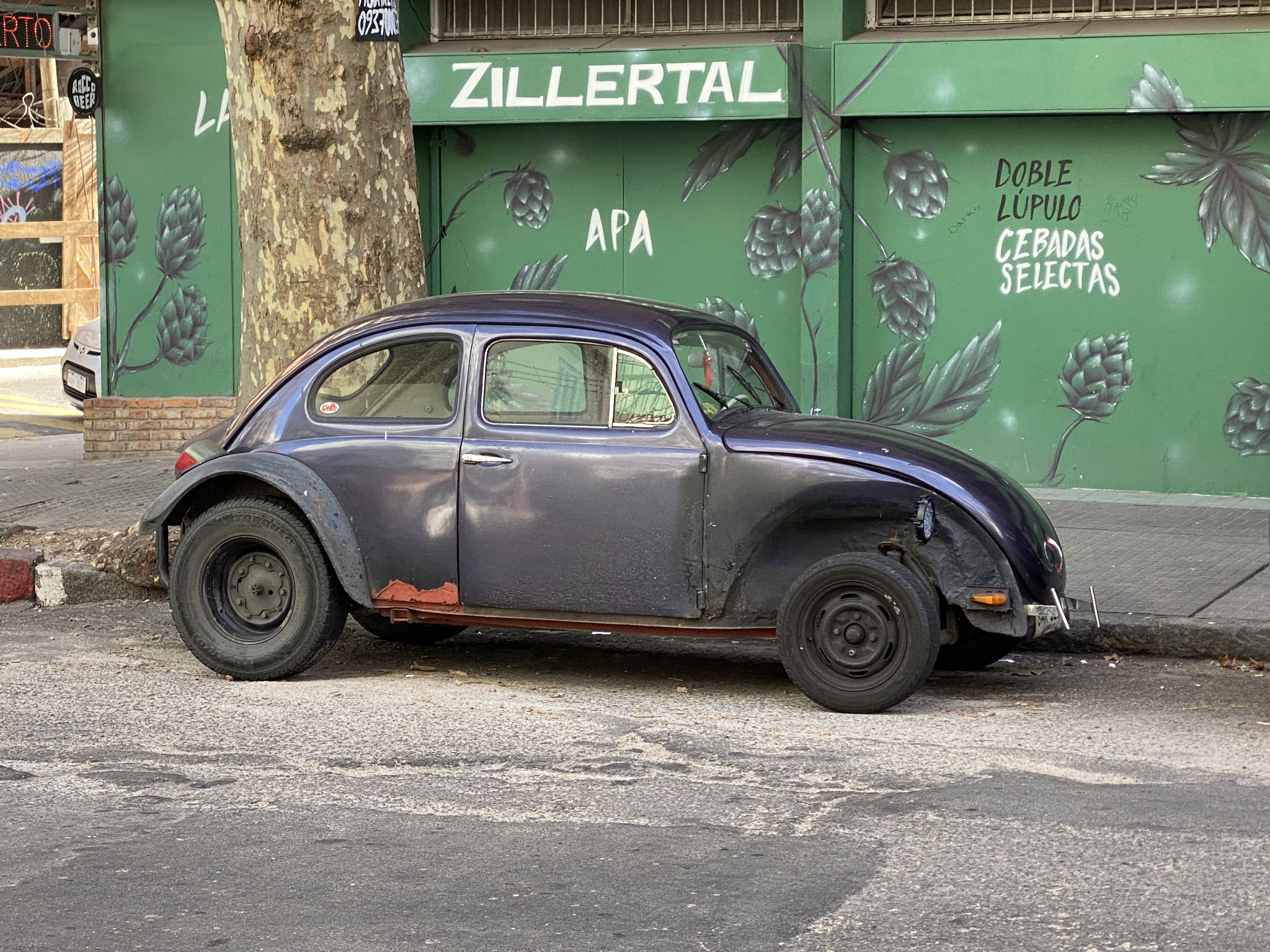 Voiture maintenu roulante !