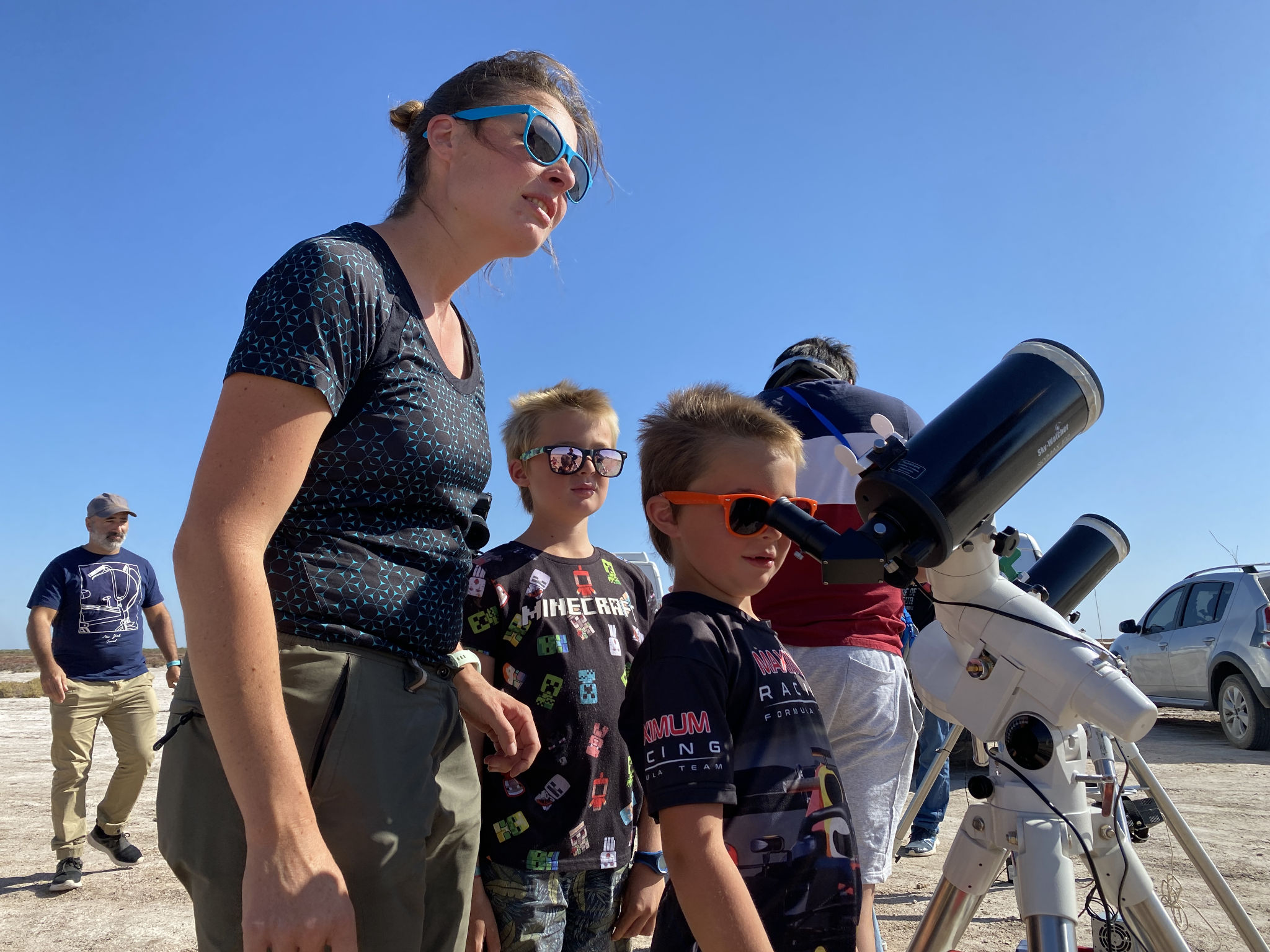 Vue de l'éclipse avec un télescope