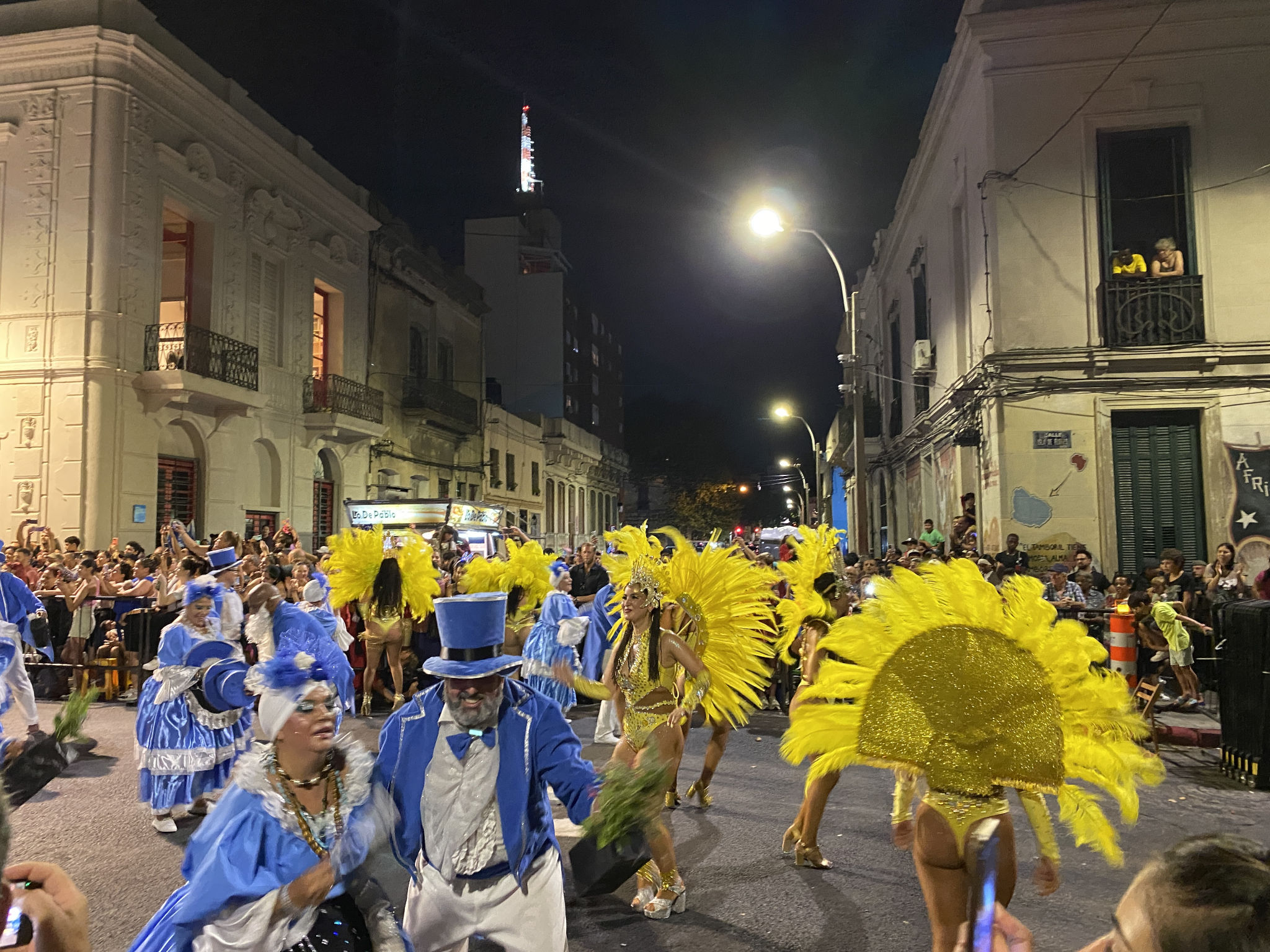 Danseurs au carnaval de Montevideo